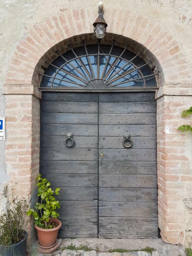 La Dimora Nel Castello Villa Collevalenza Eksteriør bilde